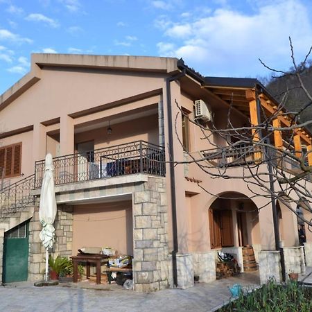 Guest House Radoman Вирпазар Экстерьер фото