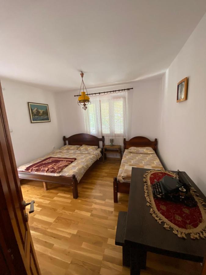 Guest House Radoman Вирпазар Экстерьер фото